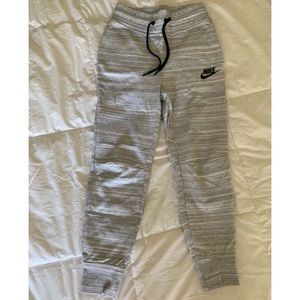 Nike Joggers